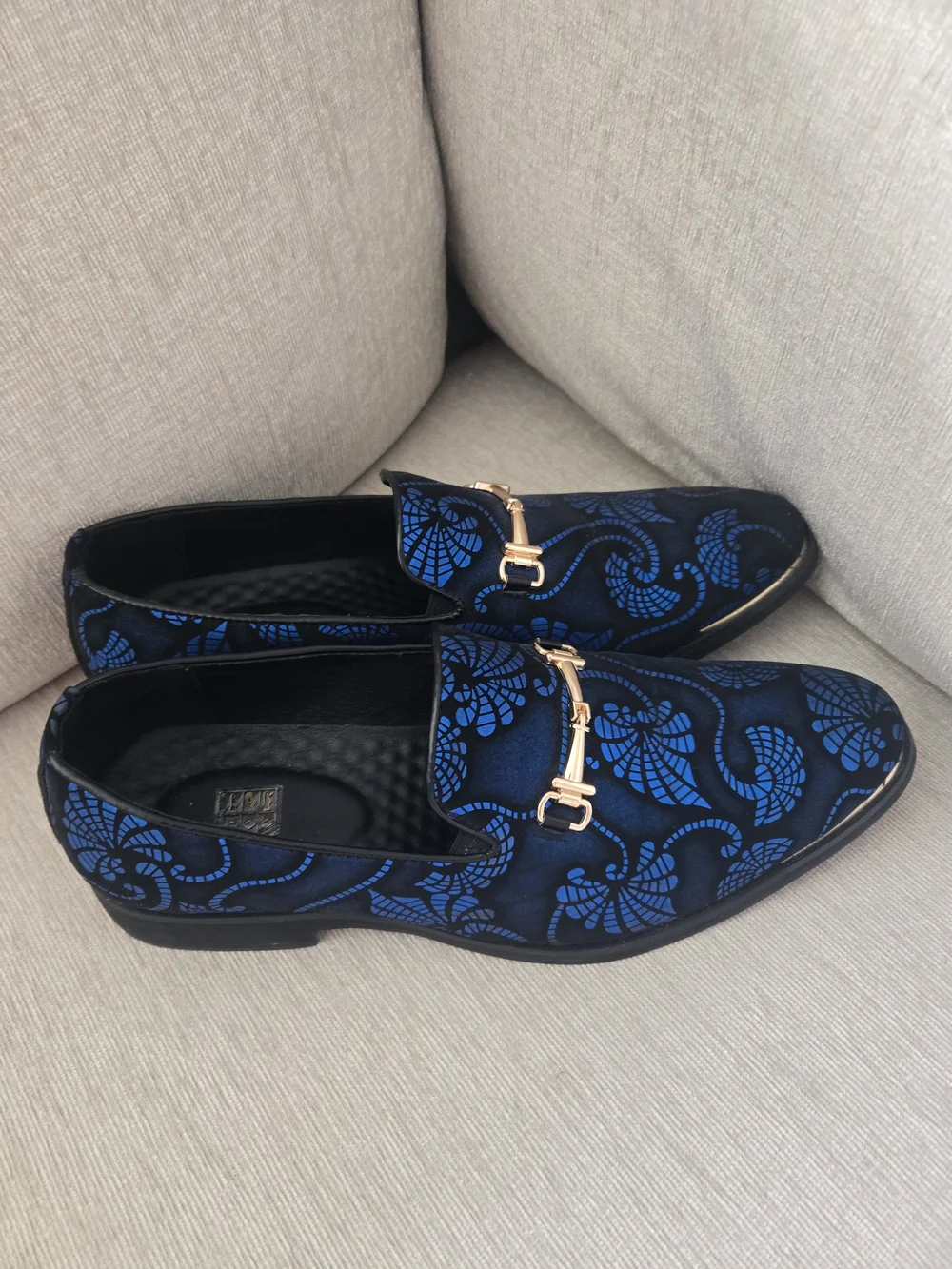 Blue Floral Pattern Men's Slip-On Loafers with Gold Bit